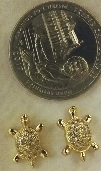 Gold Filled Turtle Stud Earrings - Picture 2 of 6